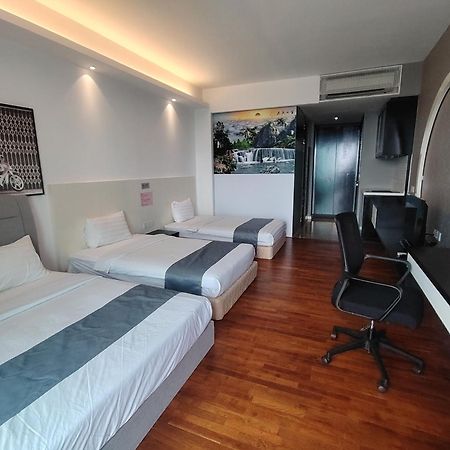 The Shore Residence Melaka Eksteriør billede