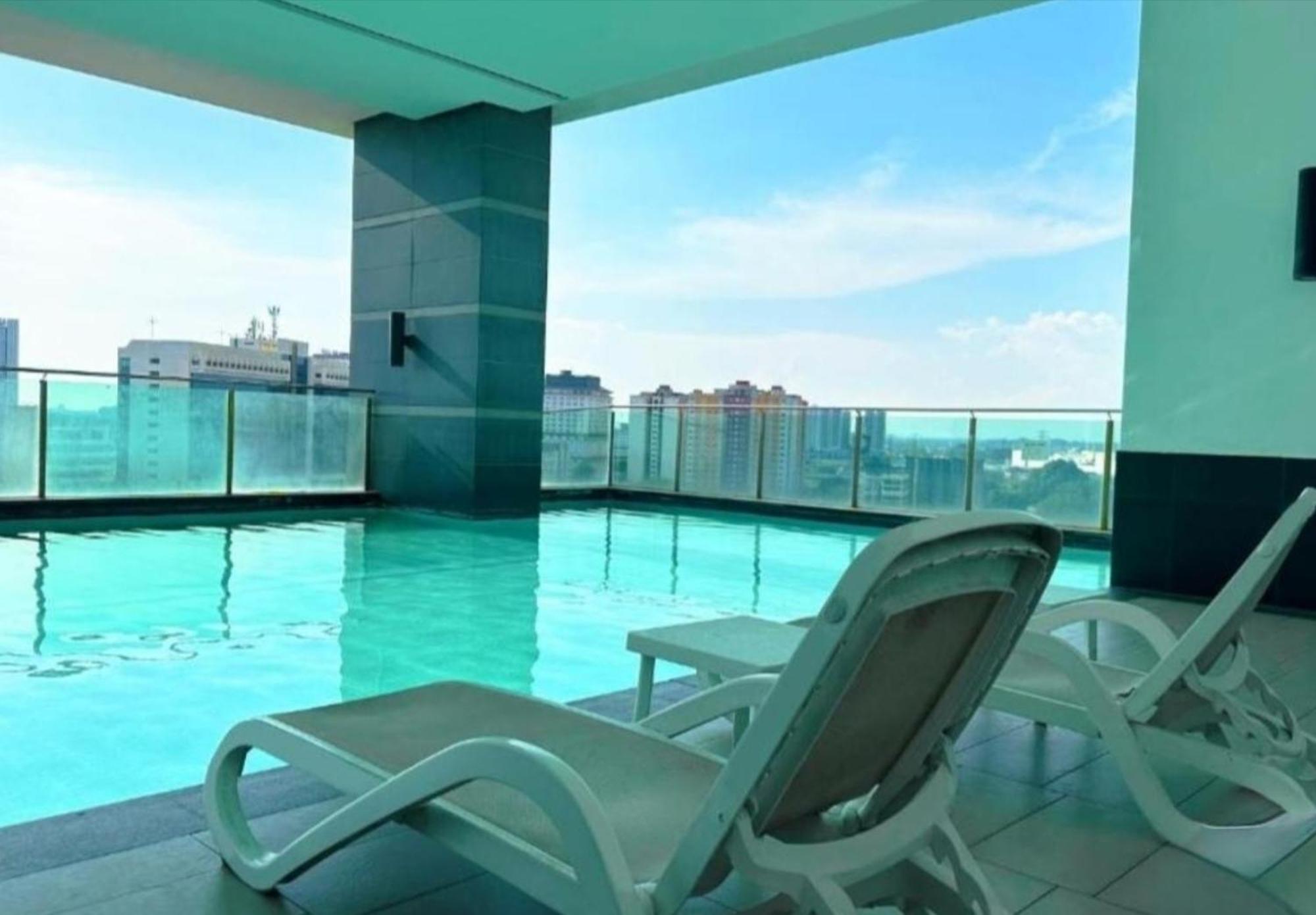 The Shore Residence Melaka Eksteriør billede